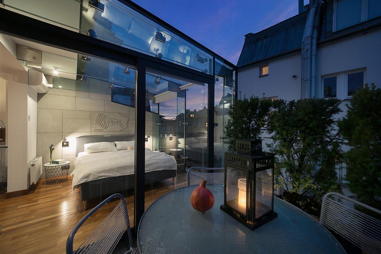 Studio Terrace
